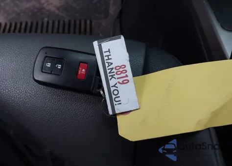 2021 Toyota 4Runner Sr5 Premium z USA, uszkodzony, nr VIN JTENU5JR2M5940647